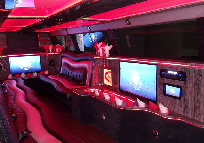 Pink Hummer School Prom Limos